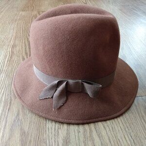 Vintage Brown Wool Felt Hat with Grosgrain Ribbon 21.5" Kates Boutique Canada